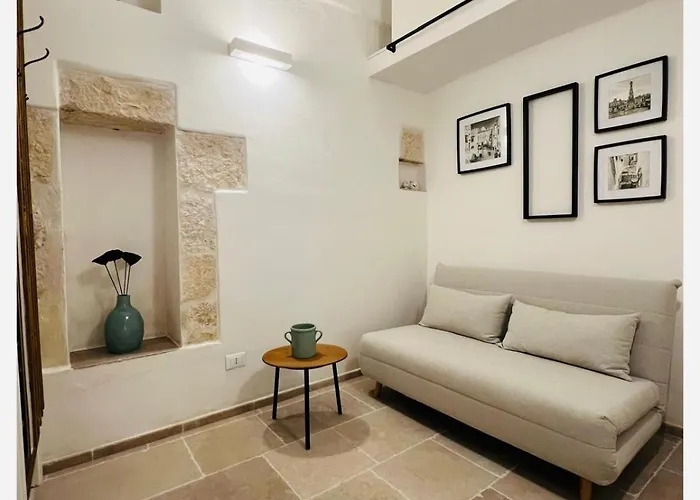 Civico 31 * 奥斯图尼